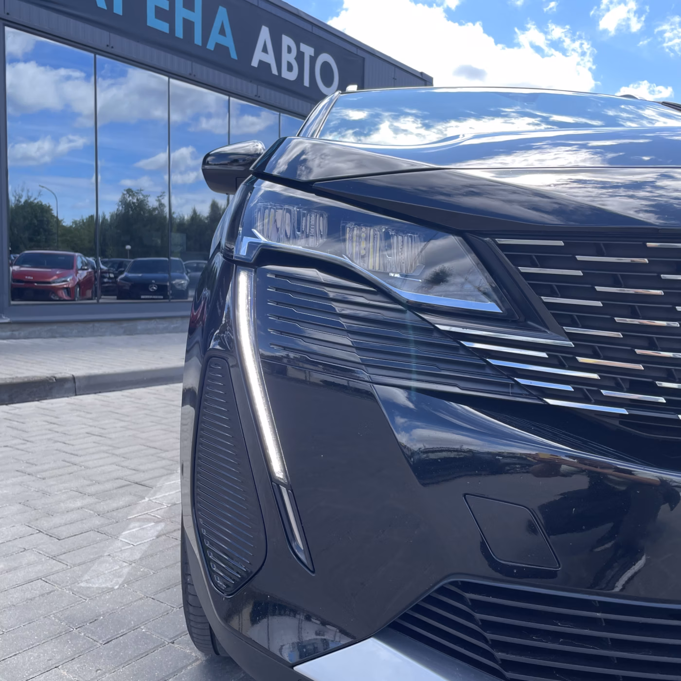 Peugeot 5008 фото 11