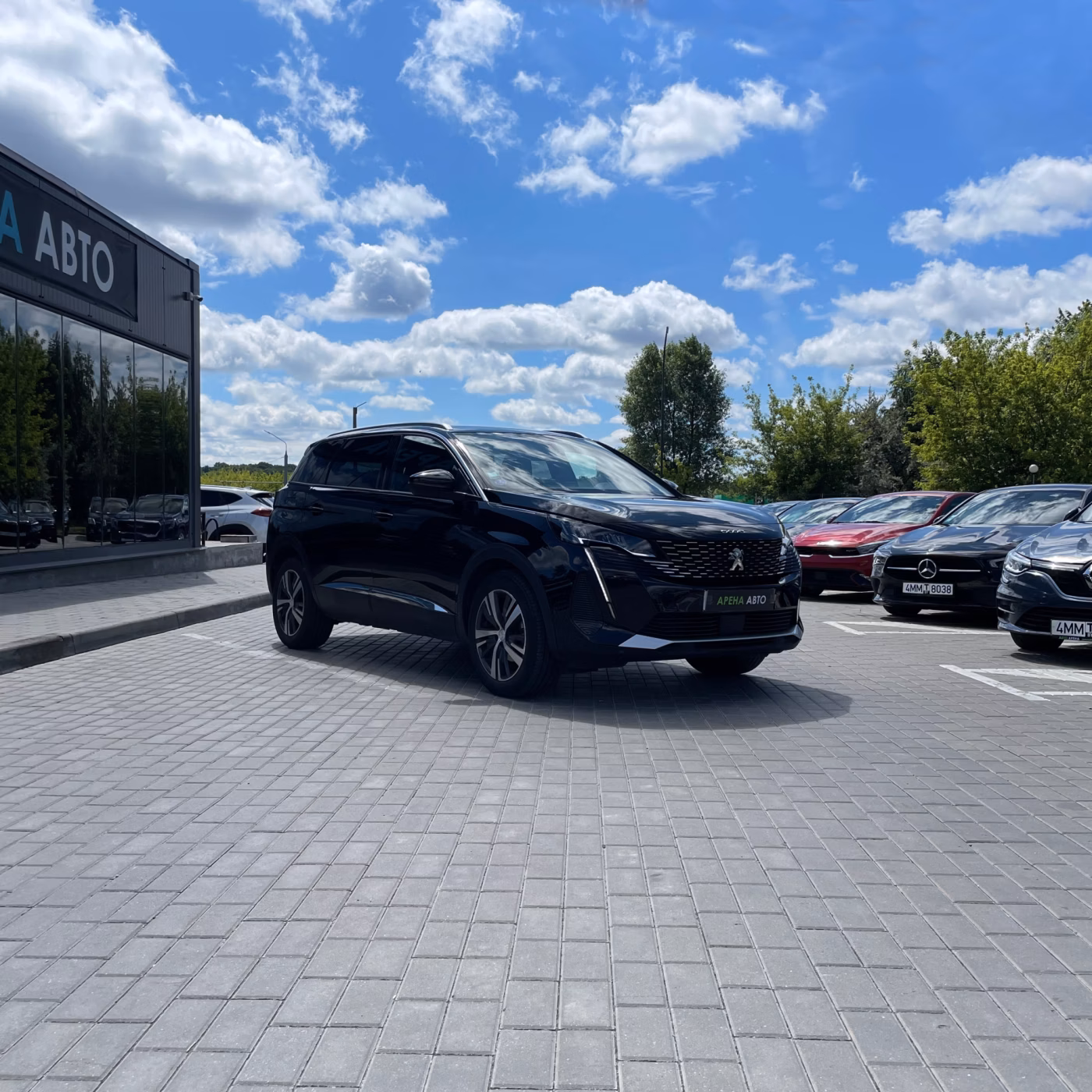 Peugeot 5008 фото 3