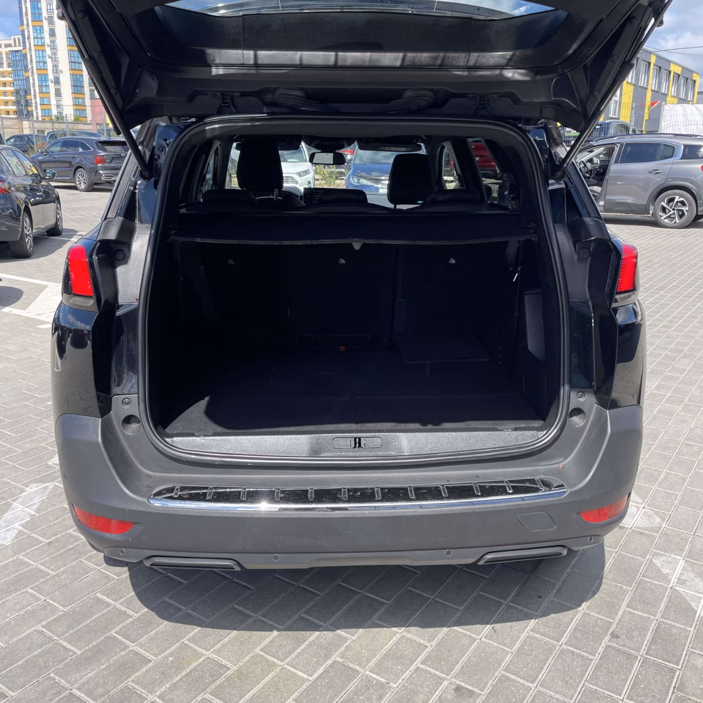 Peugeot 5008 фото 23