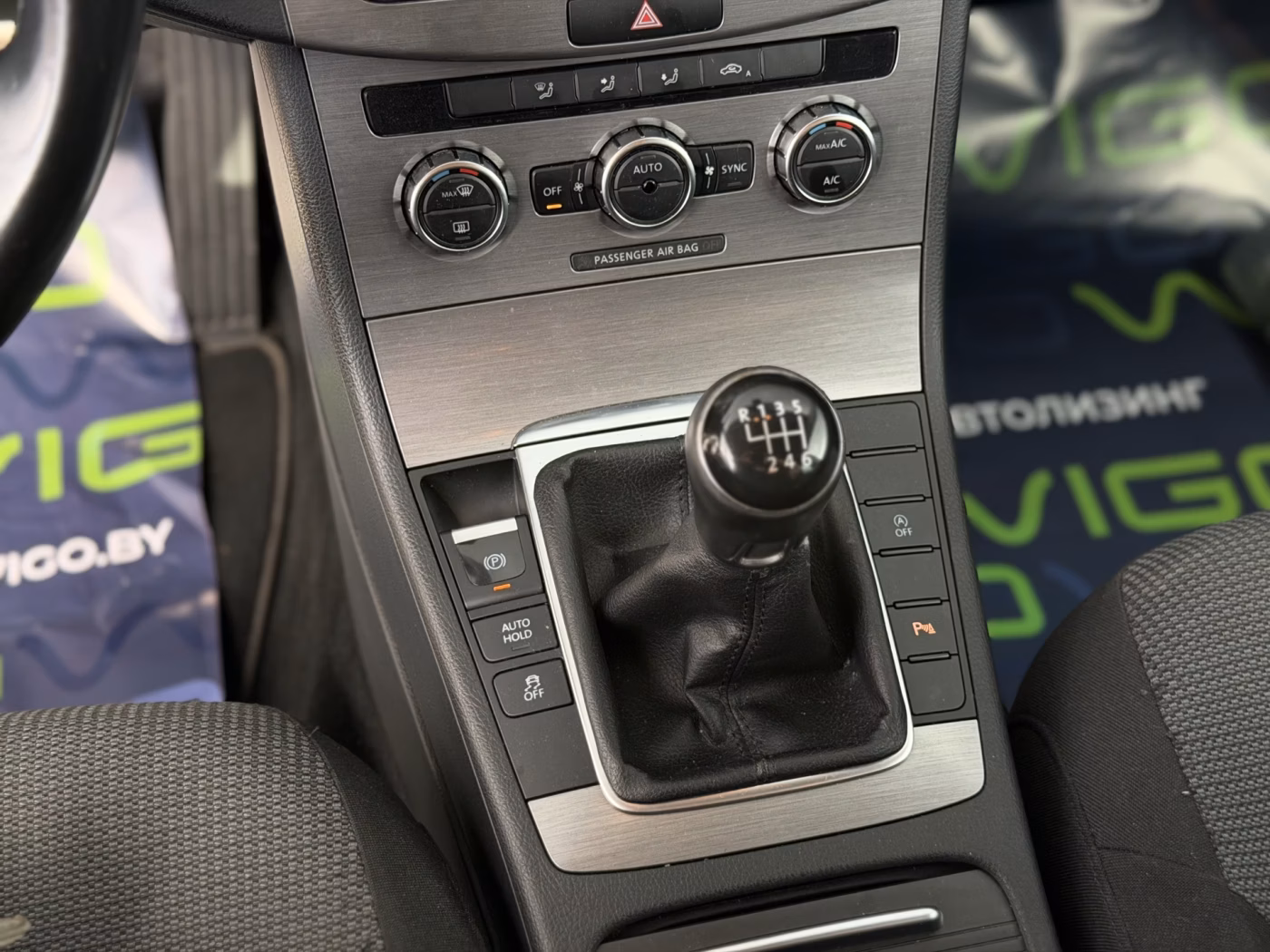 Volkswagen Passat фото 17
