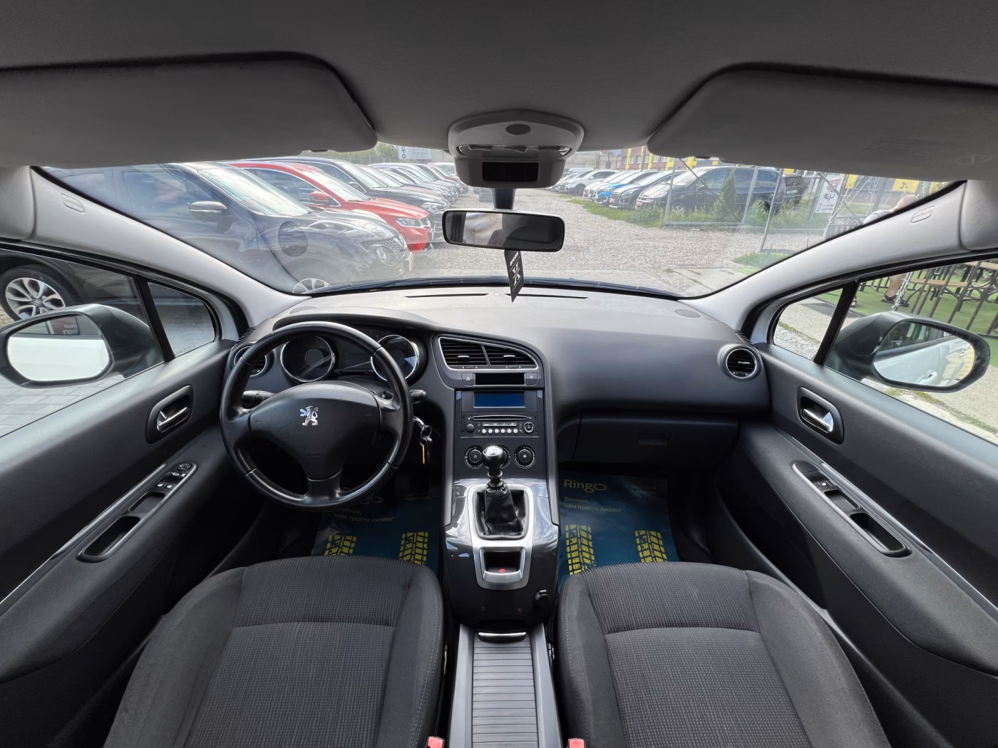 Peugeot 5008 фото 15