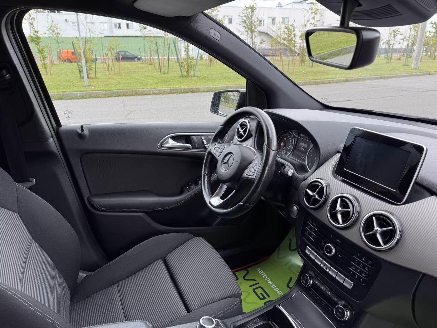Mercedes-Benz B-Класс фото 19
