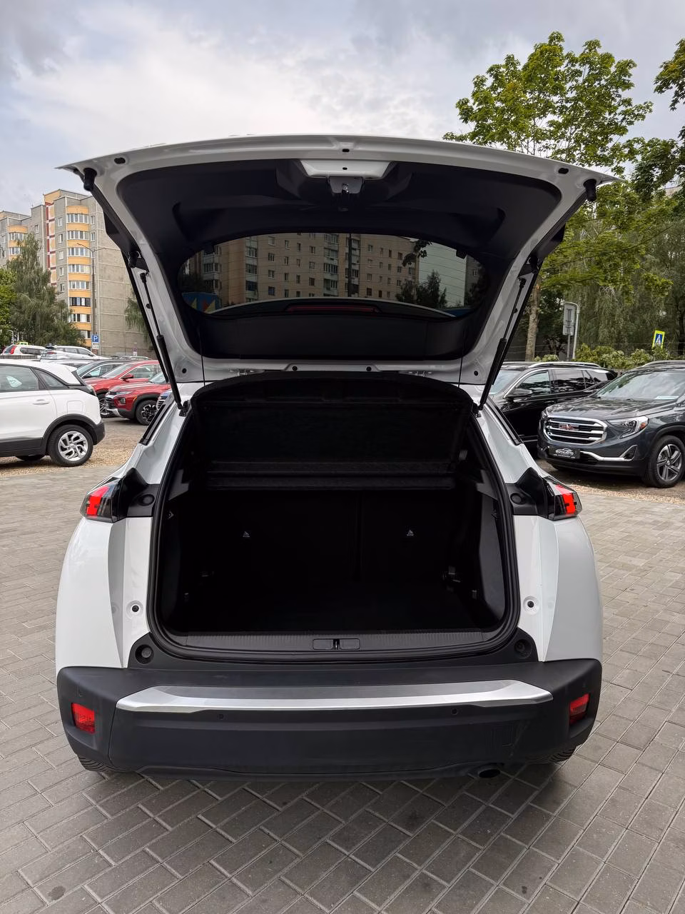 Peugeot 2008 фото 16