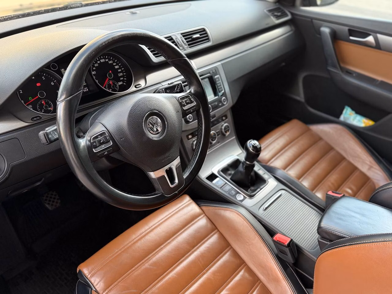 Volkswagen Passat фото 14