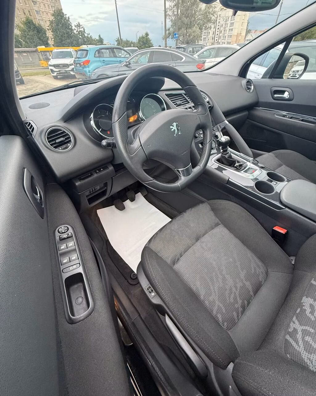 Peugeot 3008 фото 8