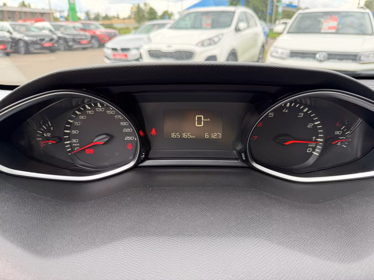 Peugeot 308 фото 3