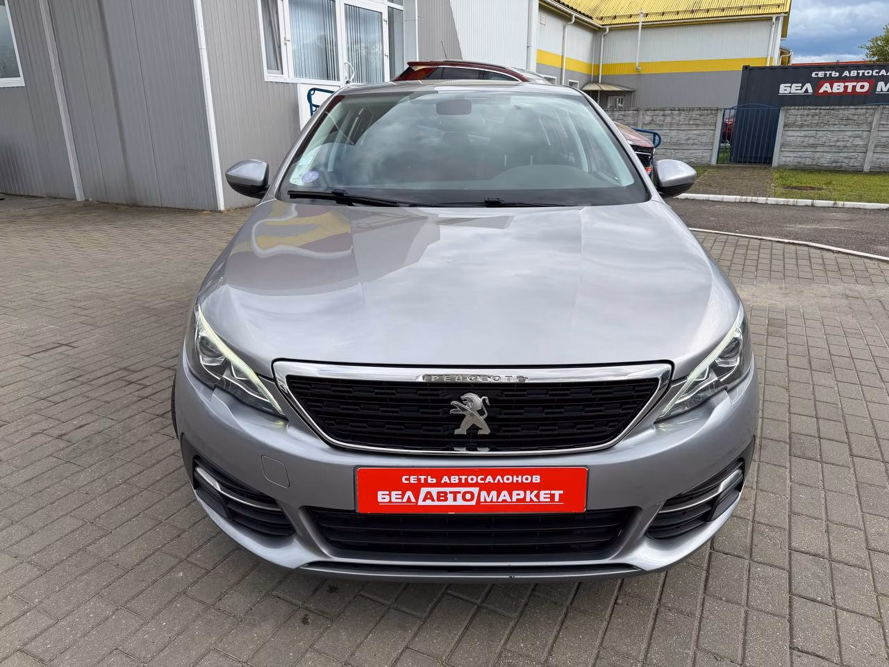 Peugeot 308 фото 4