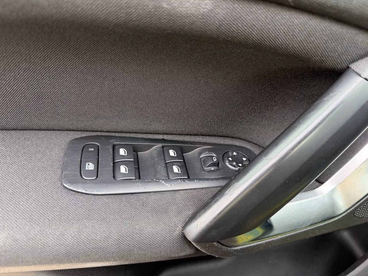 Peugeot 308 фото 15