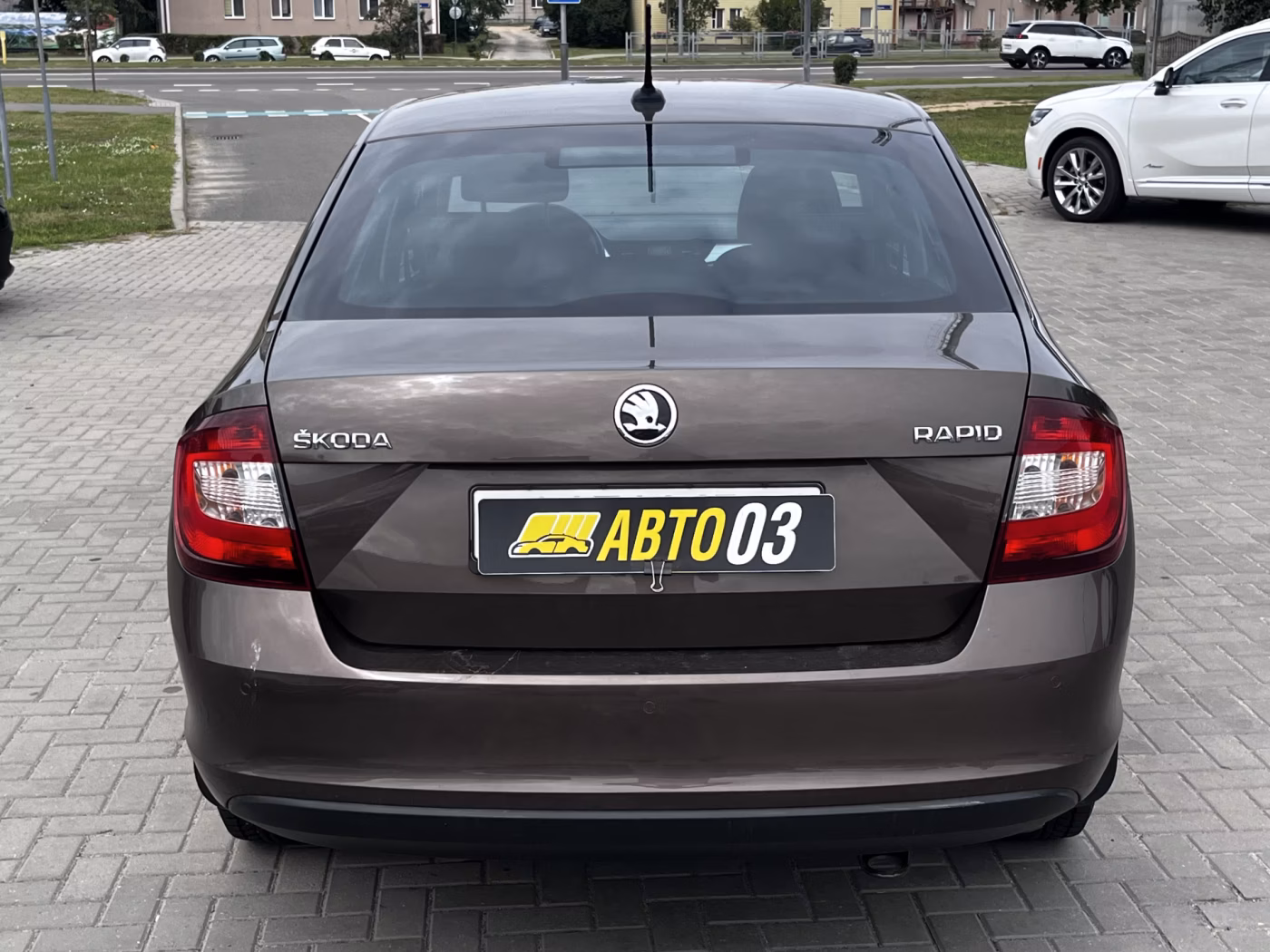 Skoda Rapid фото 5