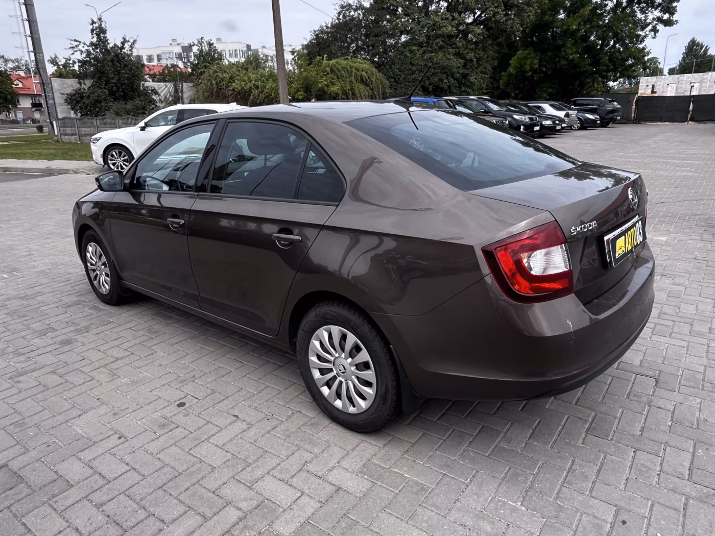 Skoda Rapid фото 9