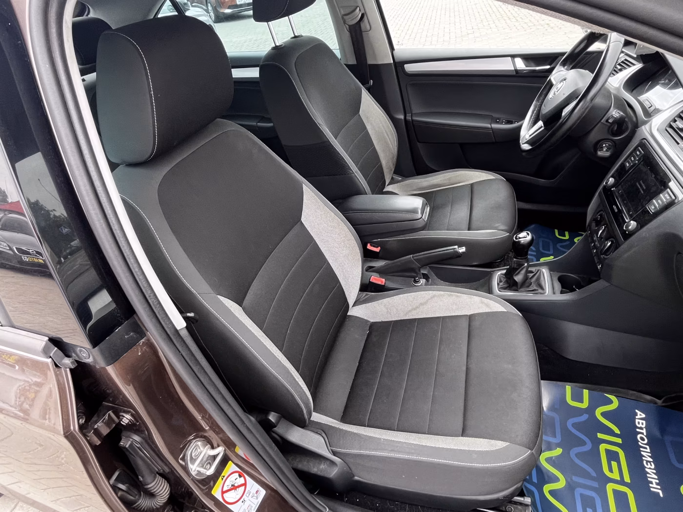 Skoda Rapid фото 11