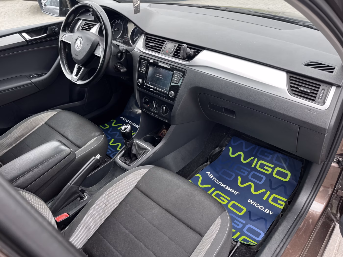 Skoda Rapid фото 10
