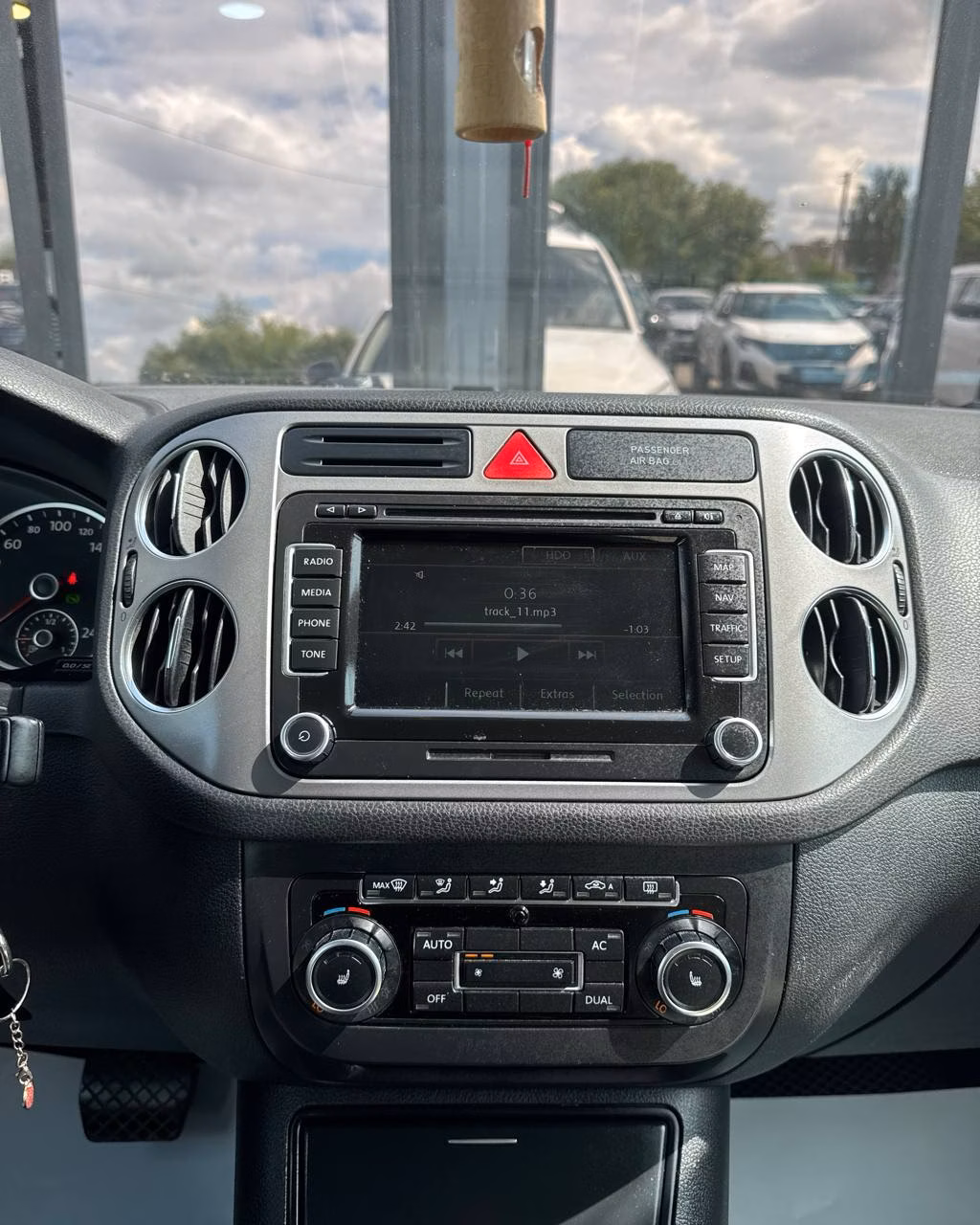 Volkswagen Tiguan фото 16