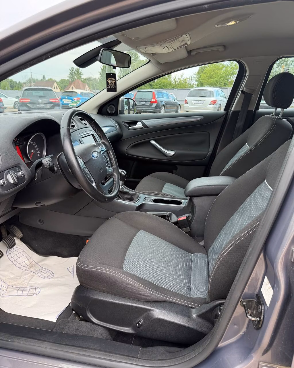 Ford Mondeo фото 10