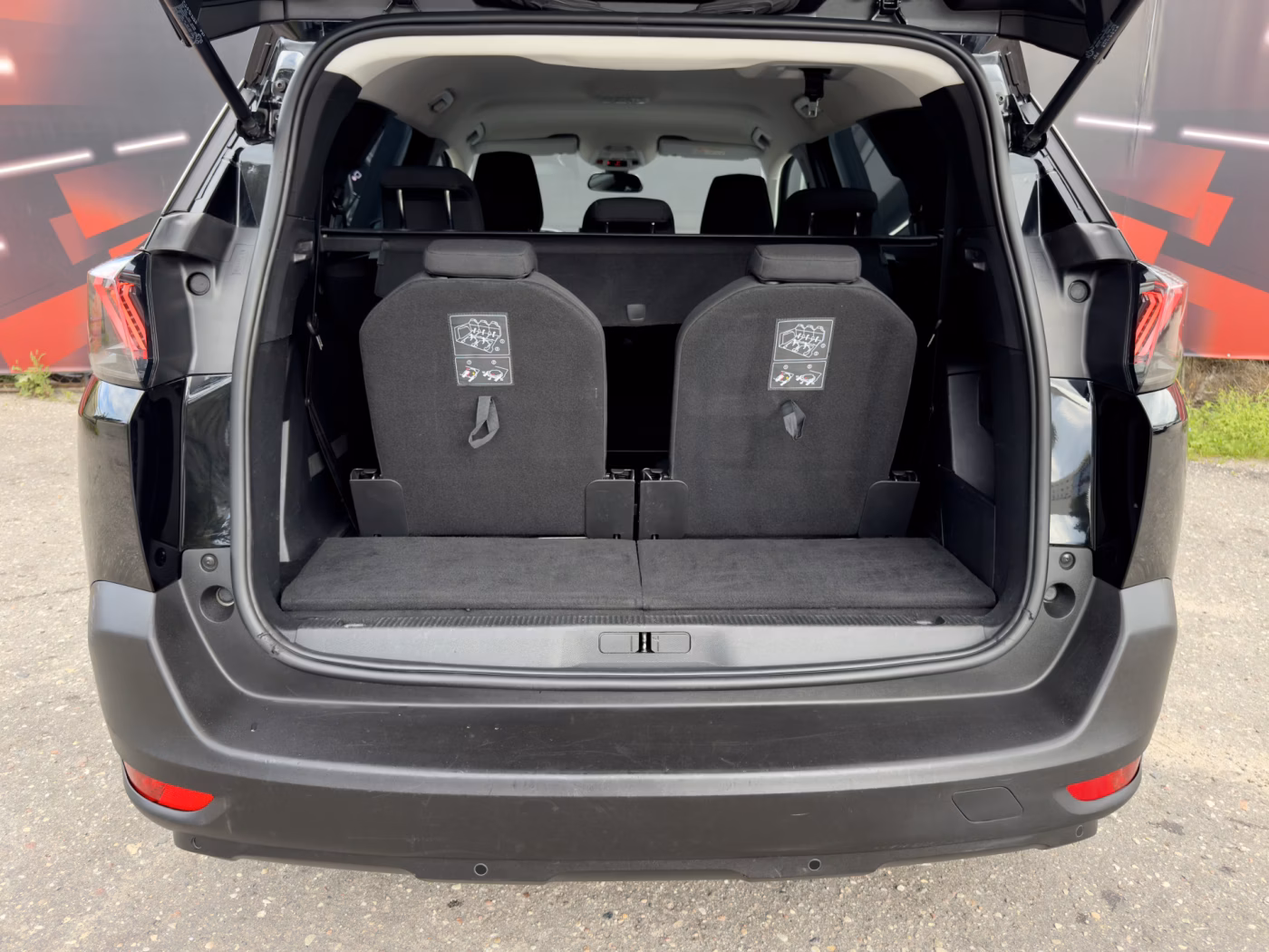 Peugeot 5008 фото 21
