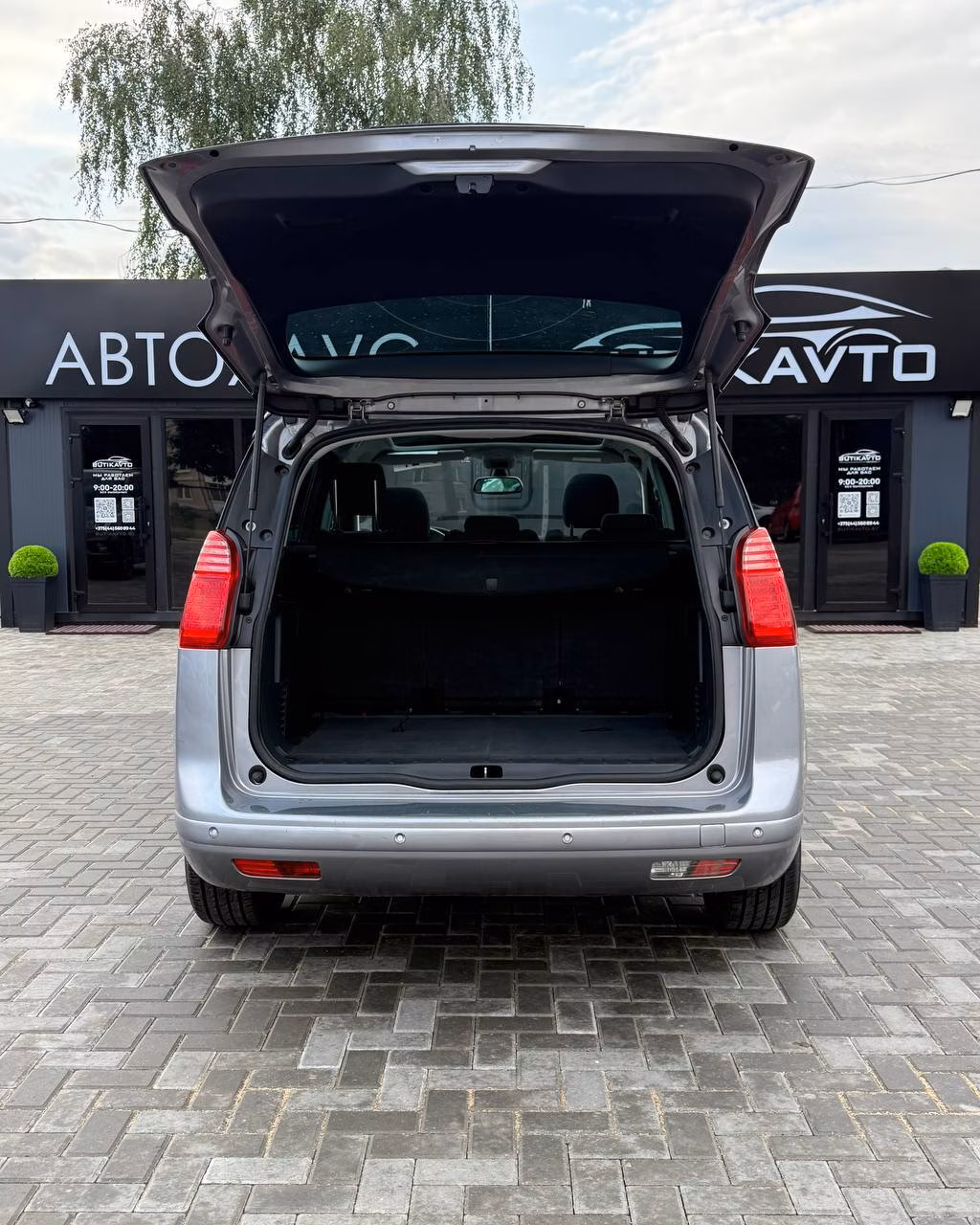 Peugeot 5008 фото 14