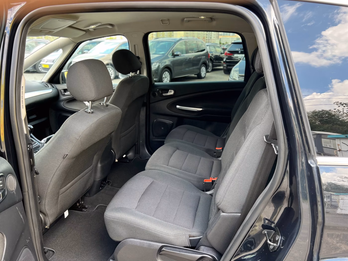 Ford S-MAX фото 14