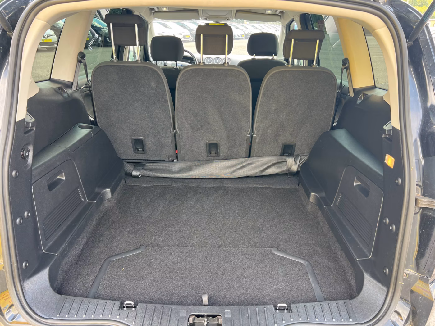 Ford S-MAX фото 19