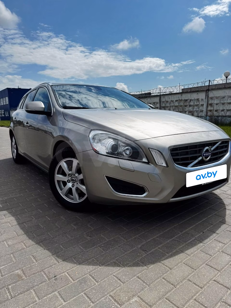 Volvo V60
