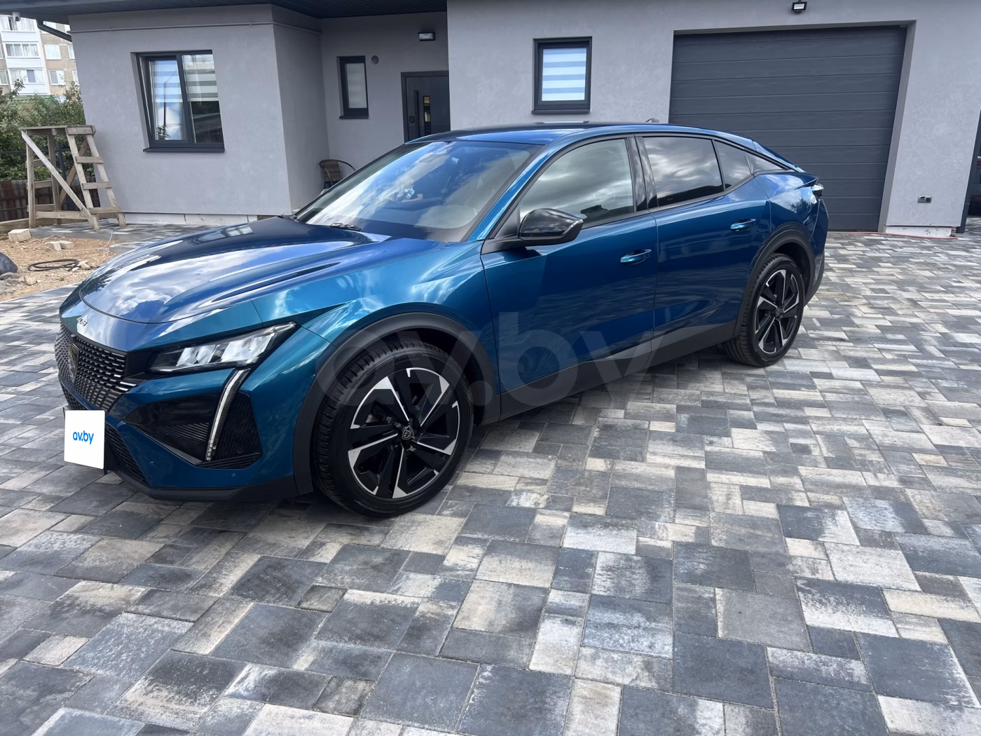Peugeot 408X