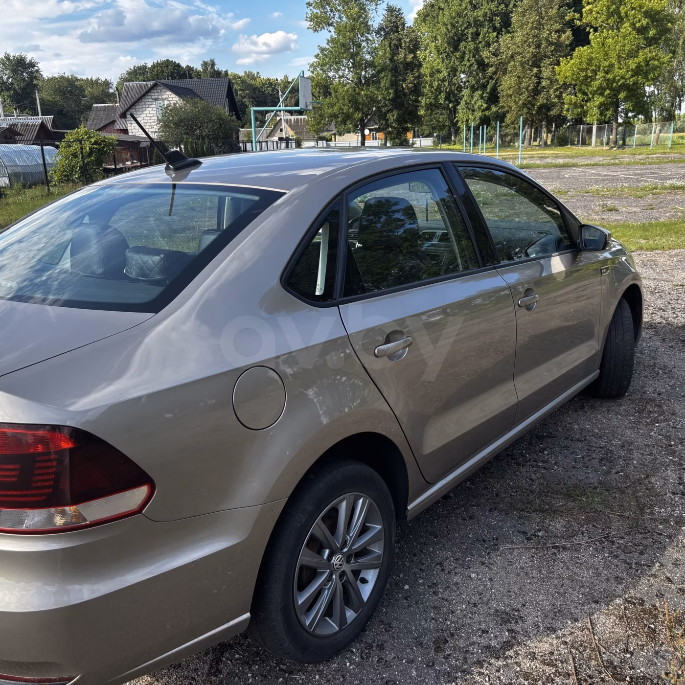 Volkswagen Polo Sedan