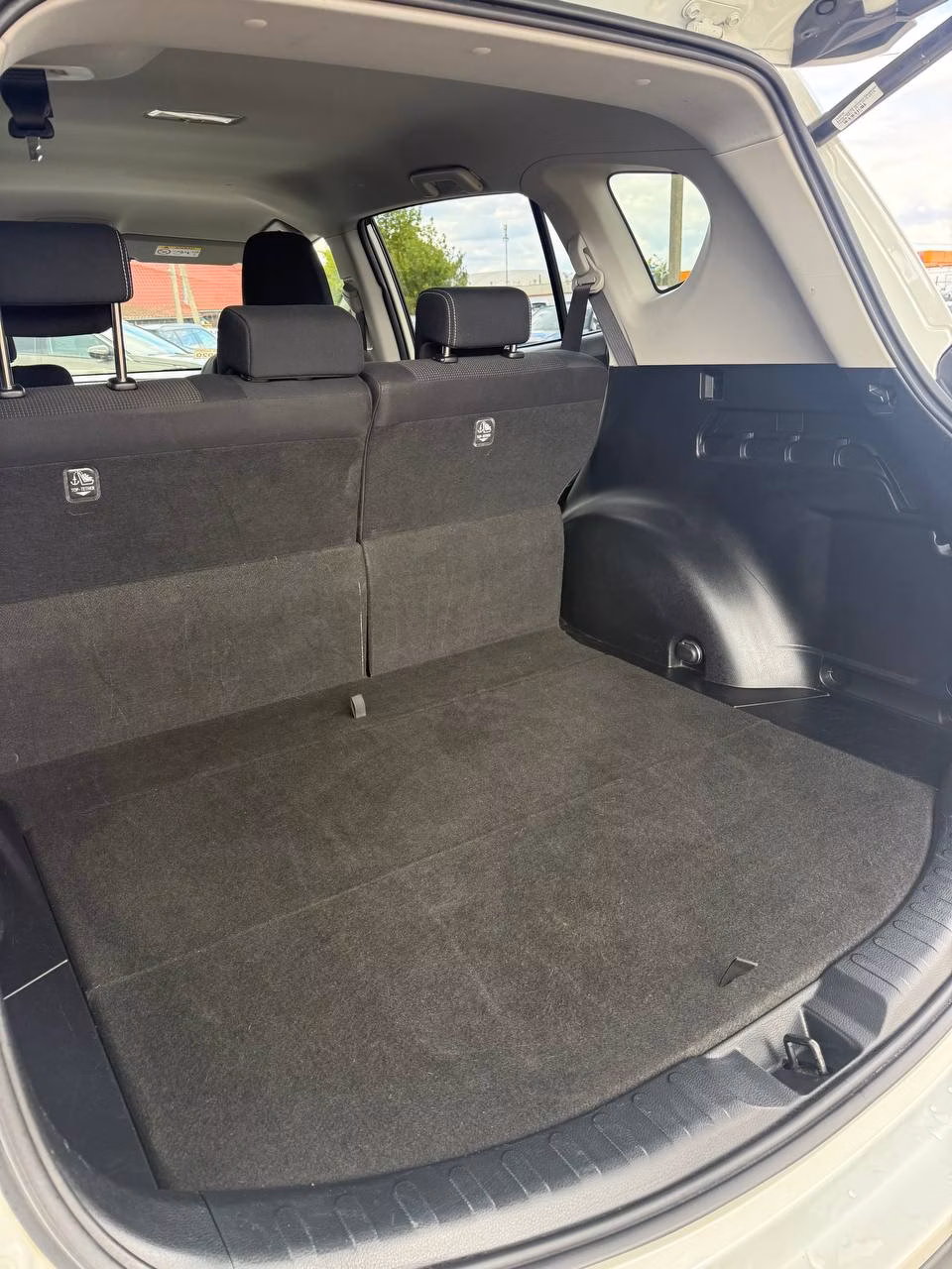 Toyota RAV4 фото 14