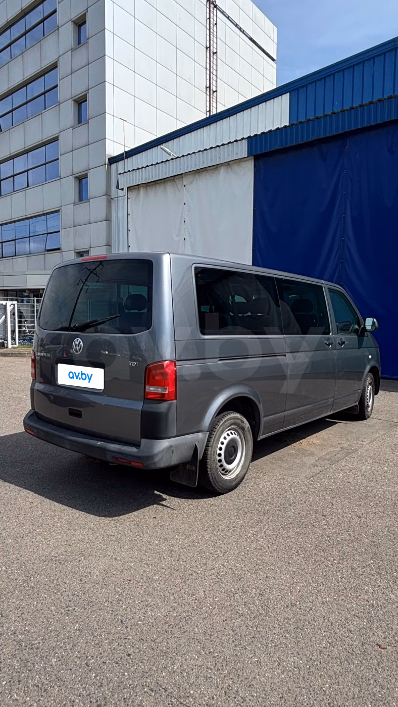 Volkswagen Caravelle фото 3
