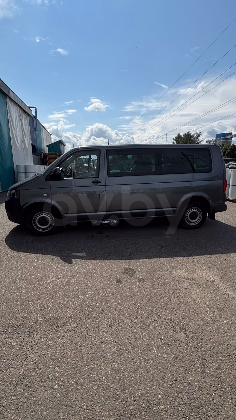 Volkswagen Caravelle фото 7
