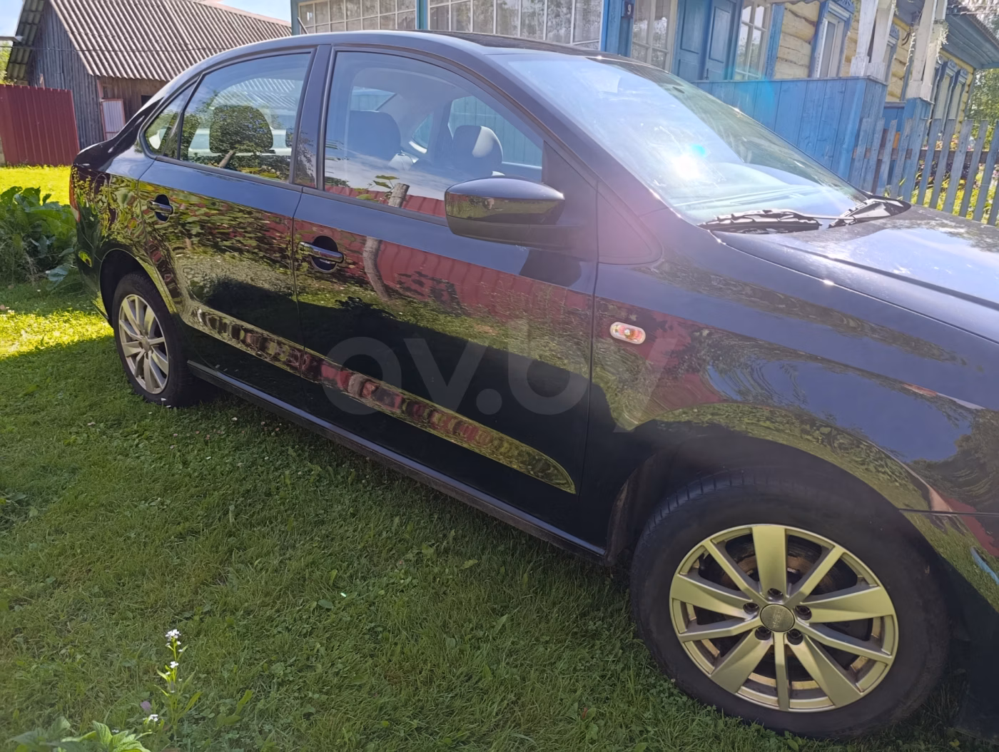Volkswagen Polo Sedan