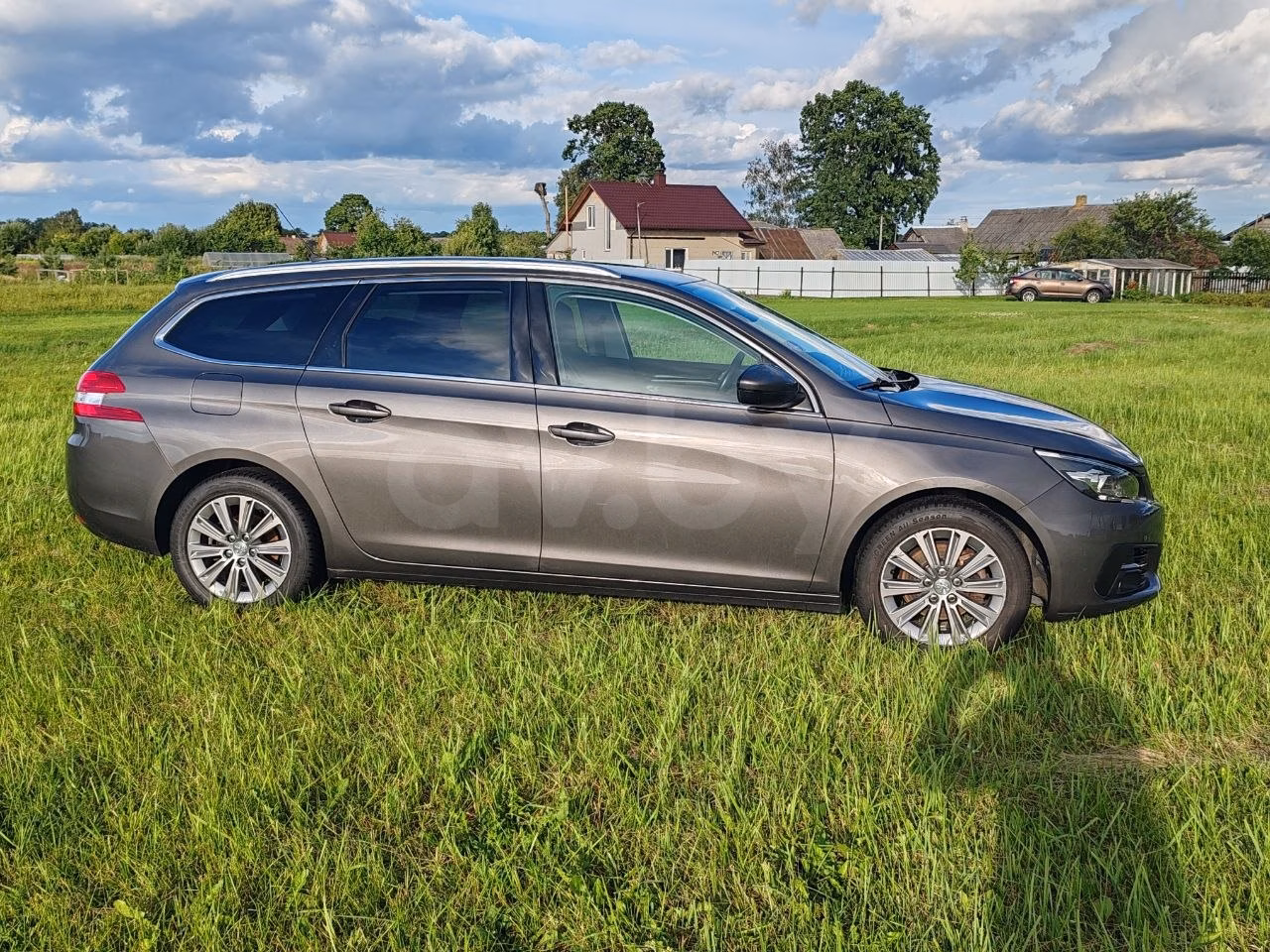 Peugeot 308 фото 8