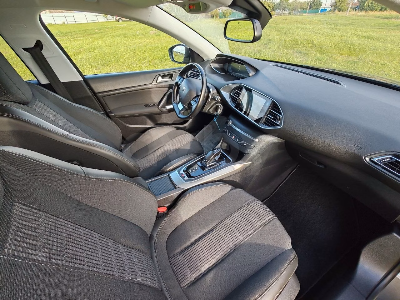 Peugeot 308 фото 22