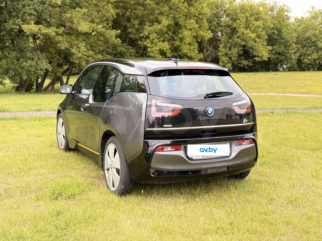 BMW i3 фото 9