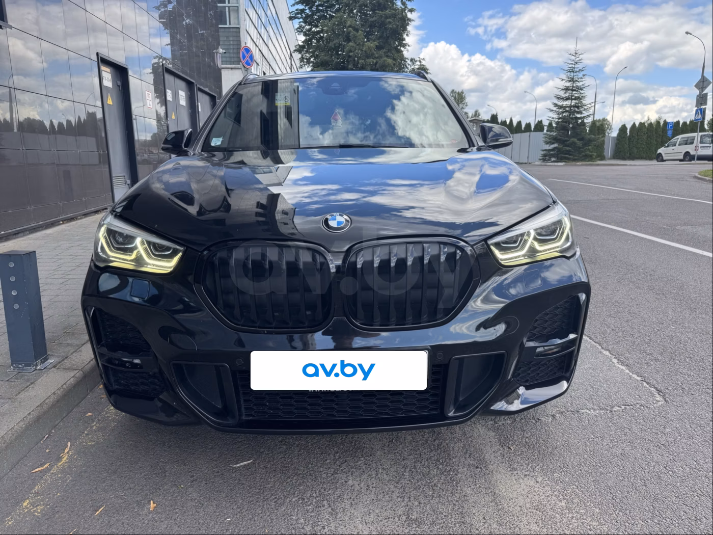 BMW X1 фото 7