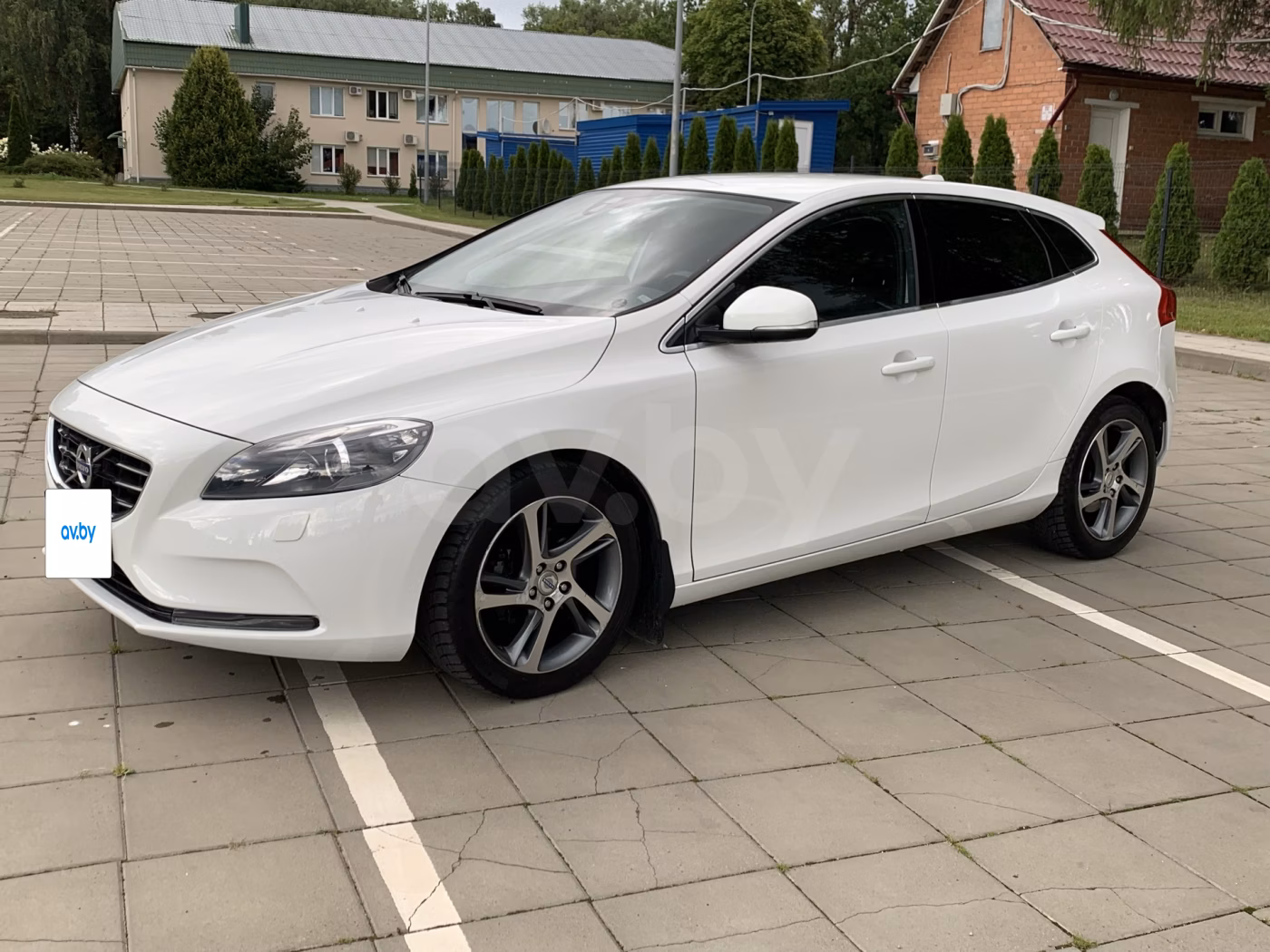 Volvo V40