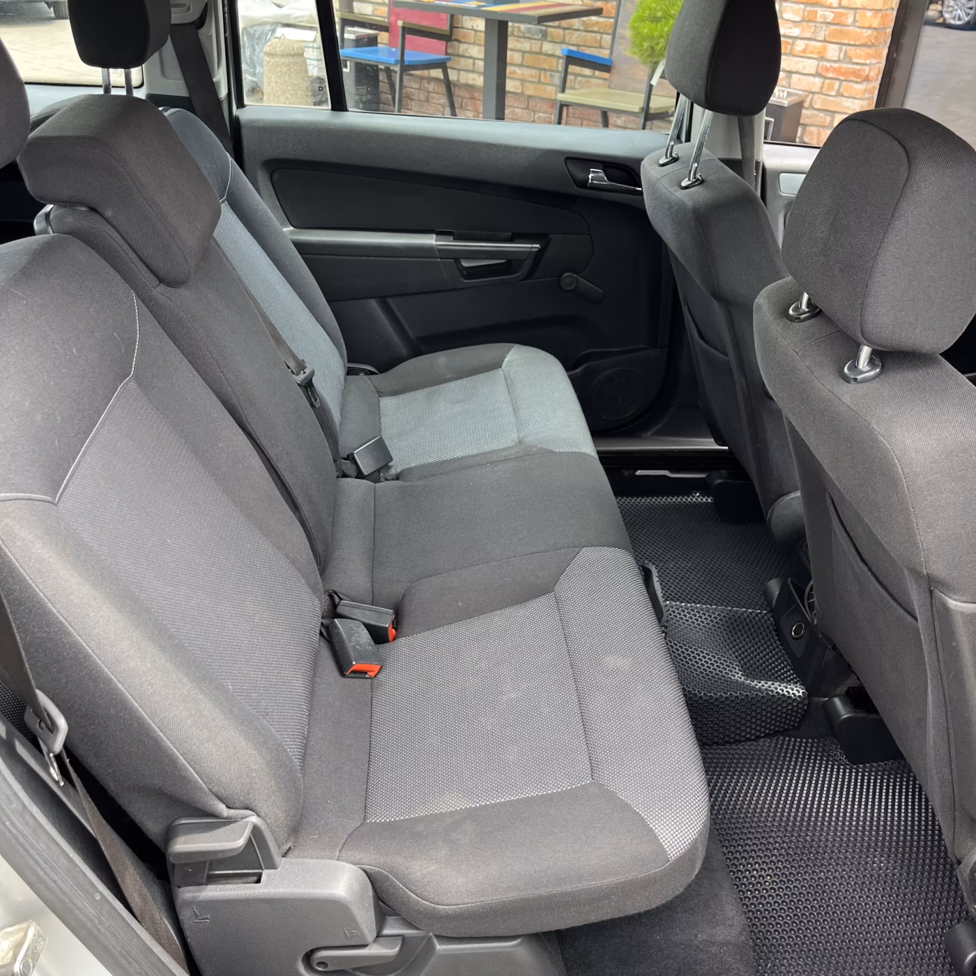 Opel Zafira фото 20