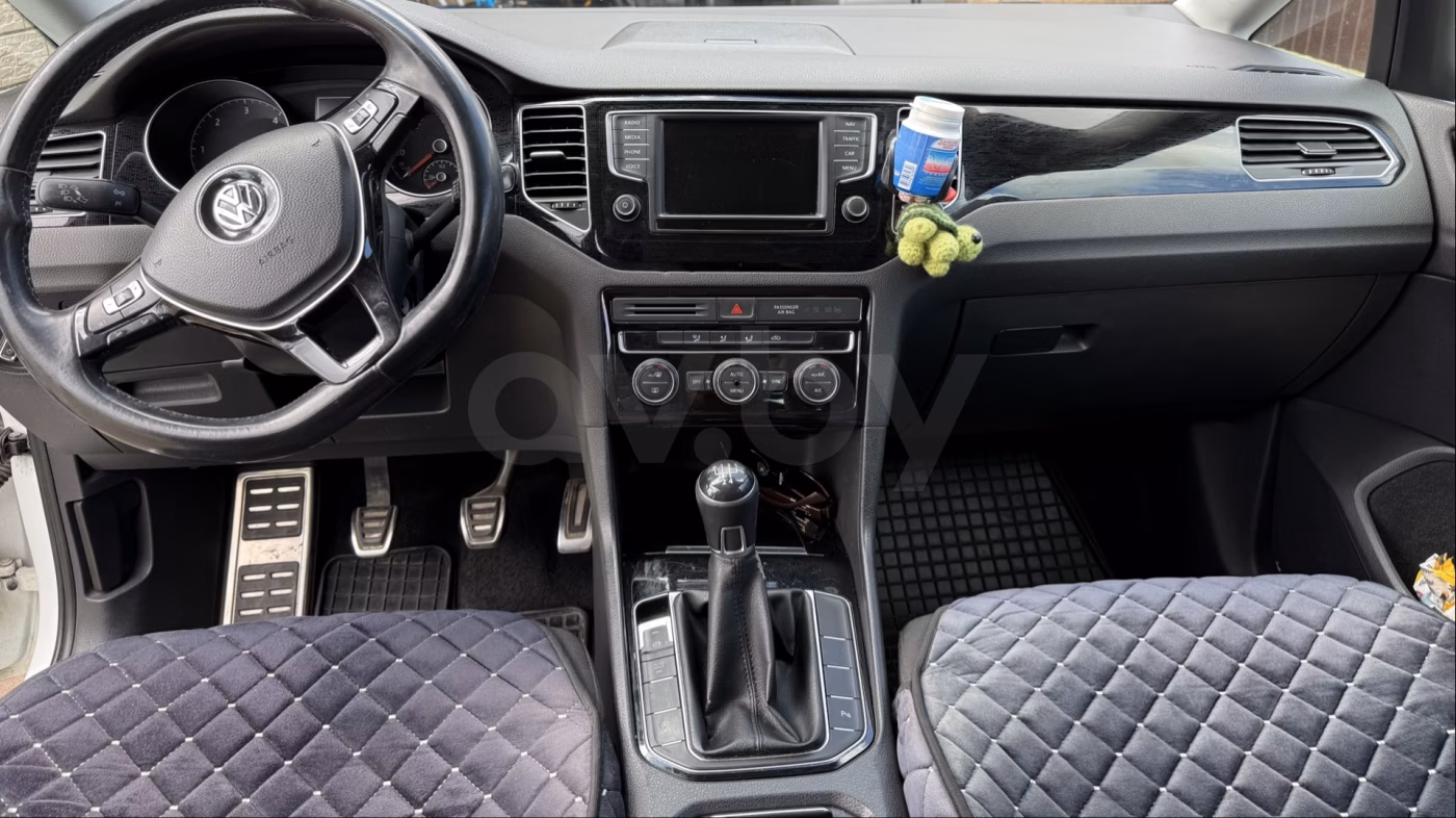 Volkswagen Golf Sportsvan фото 14