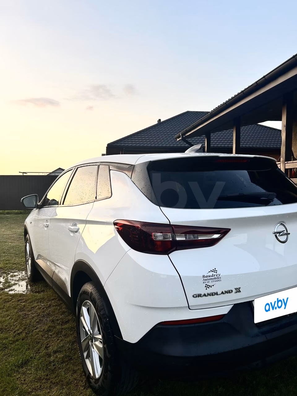 Opel Grandland X фото 10