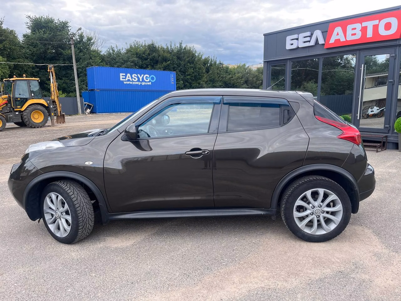 Nissan Juke фото 8