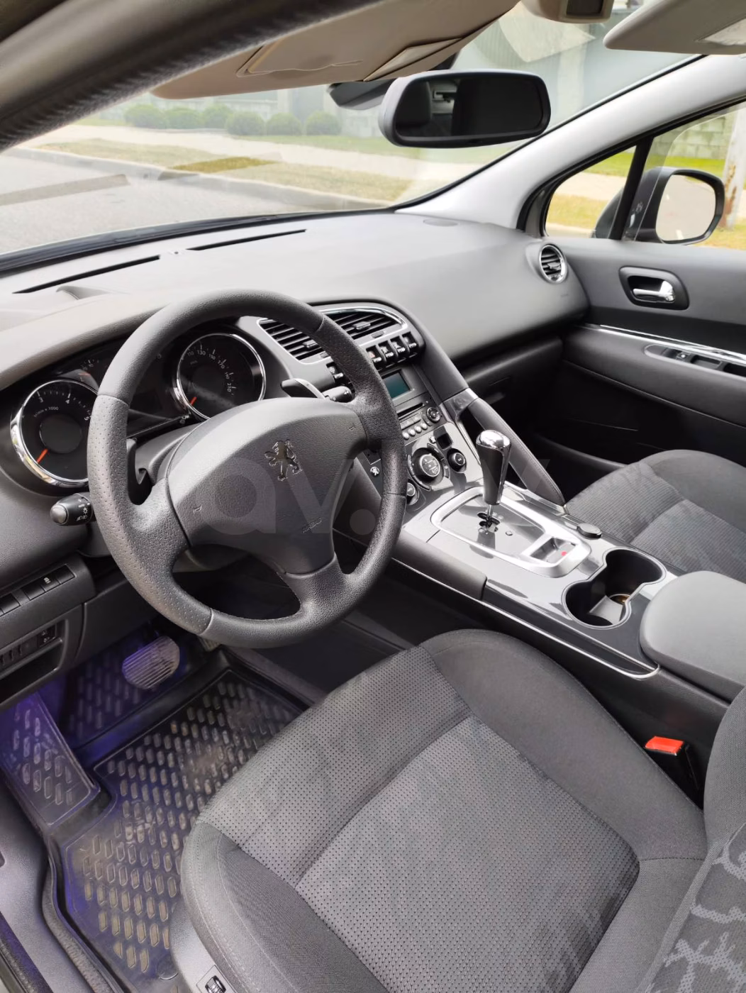 Peugeot 3008 фото 10