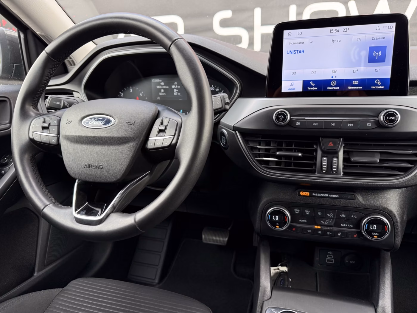 Ford Focus фото 11