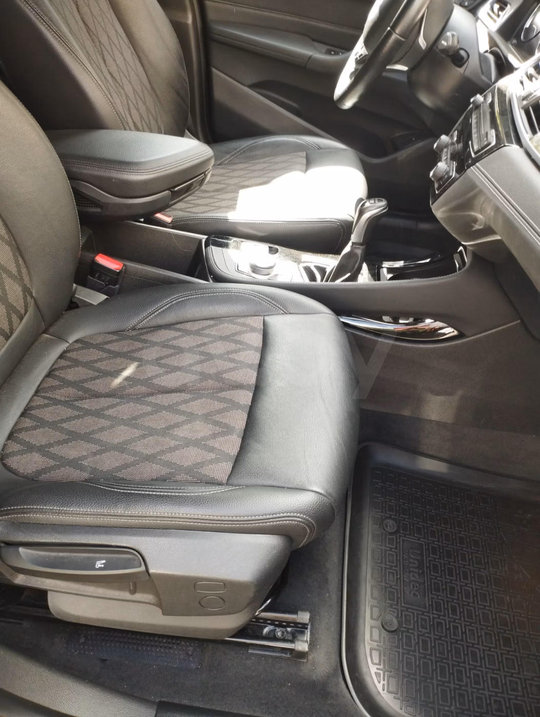 BMW X1 фото 12