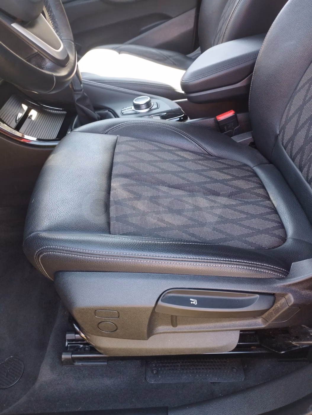 BMW X1 фото 13