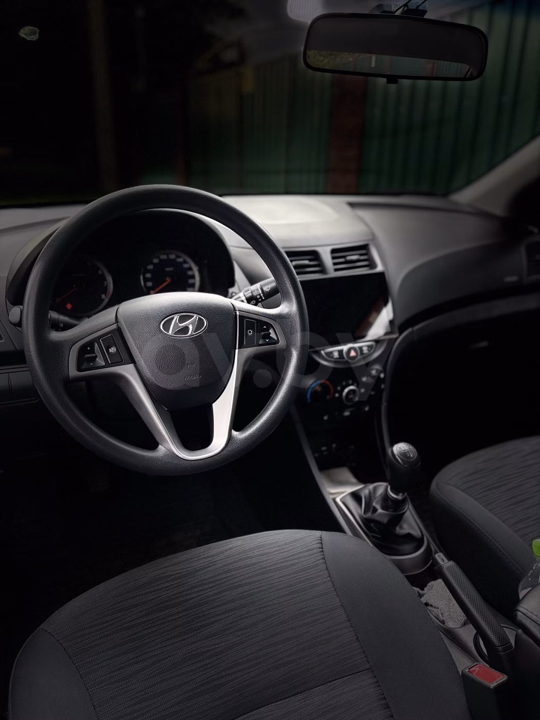 Hyundai Solaris фото 19