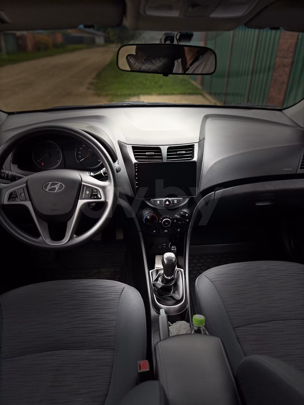 Hyundai Solaris фото 15