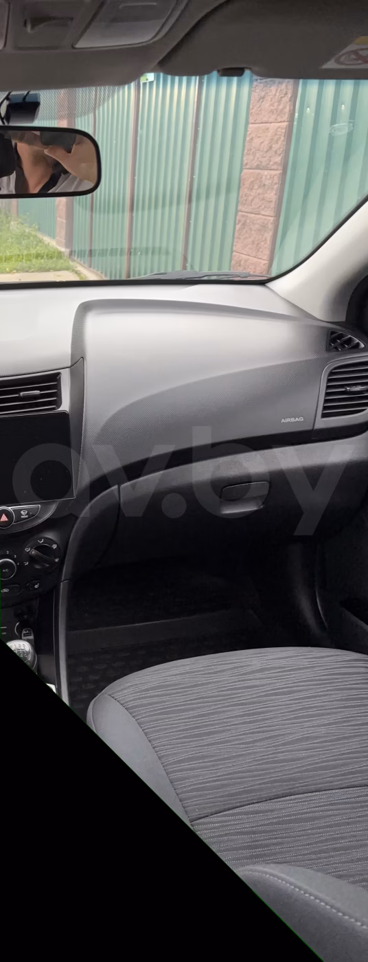 Hyundai Solaris фото 18