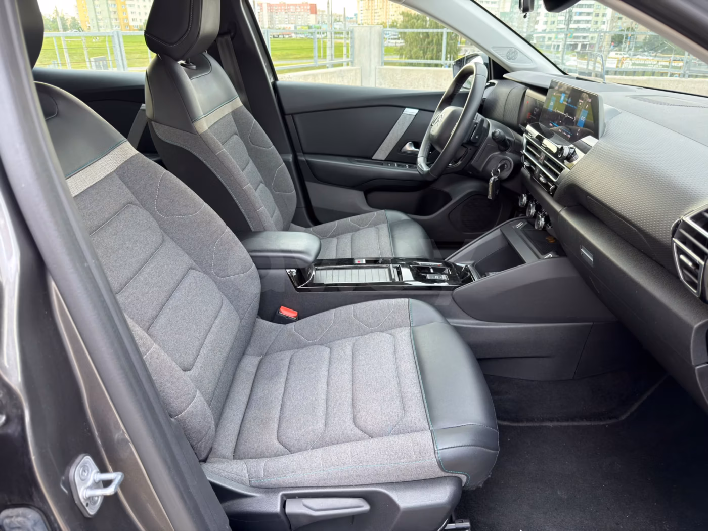 Citroen C4 фото 11