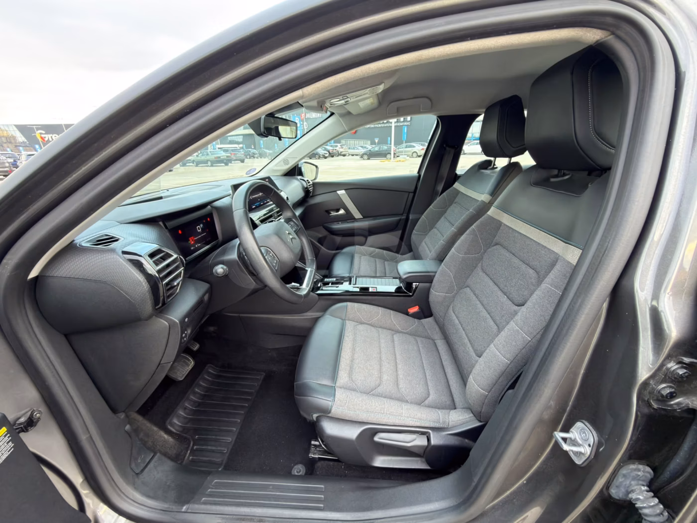 Citroen C4 фото 15