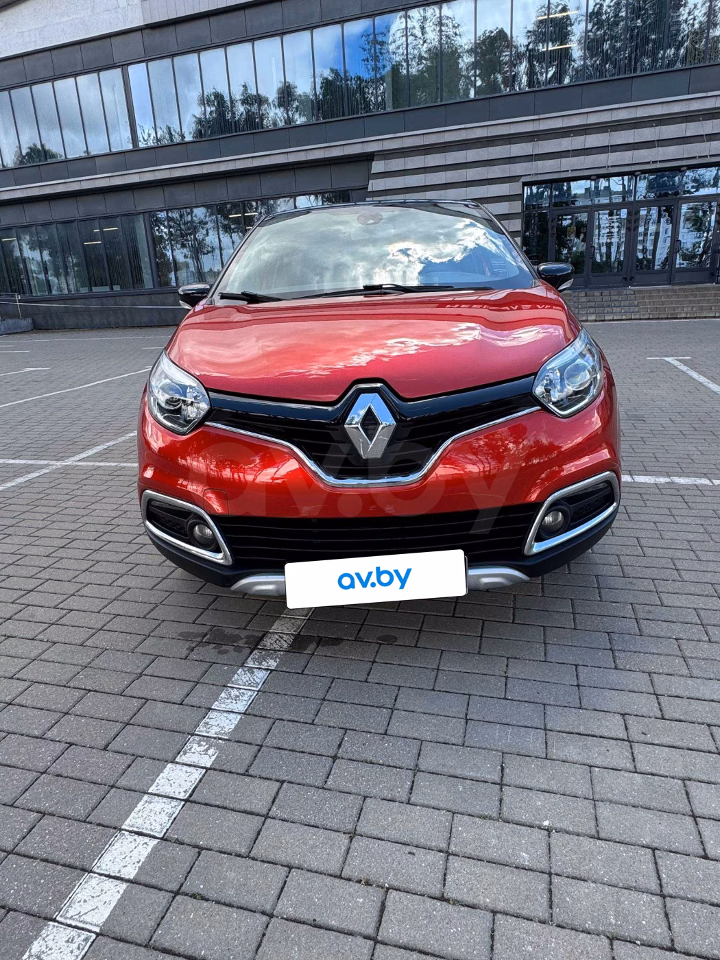 Renault Captur фото 9