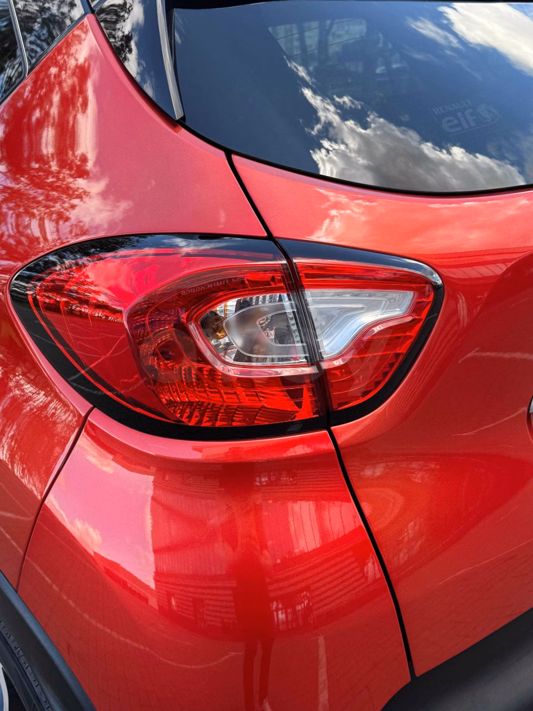 Renault Captur фото 11