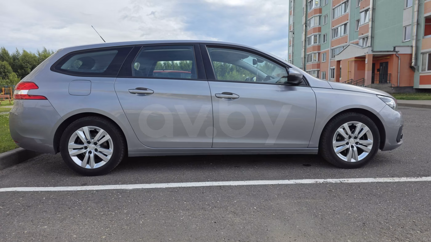 Peugeot 308 фото 6